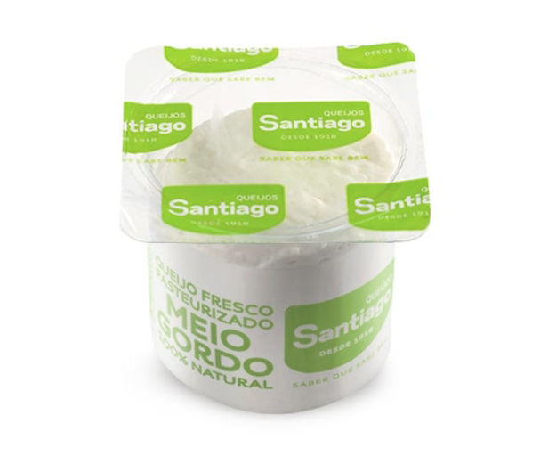 Imagem de Queijo Fresco Santiago Classico Meio Gordo